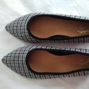 J. Jill Seychelles Gray and Black Plaid Flats